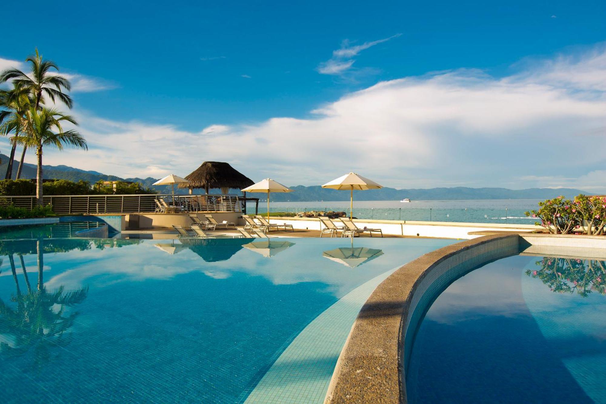 Sunset Plaza Beach Resort Puerto Vallarta All Inclusive Esterno foto