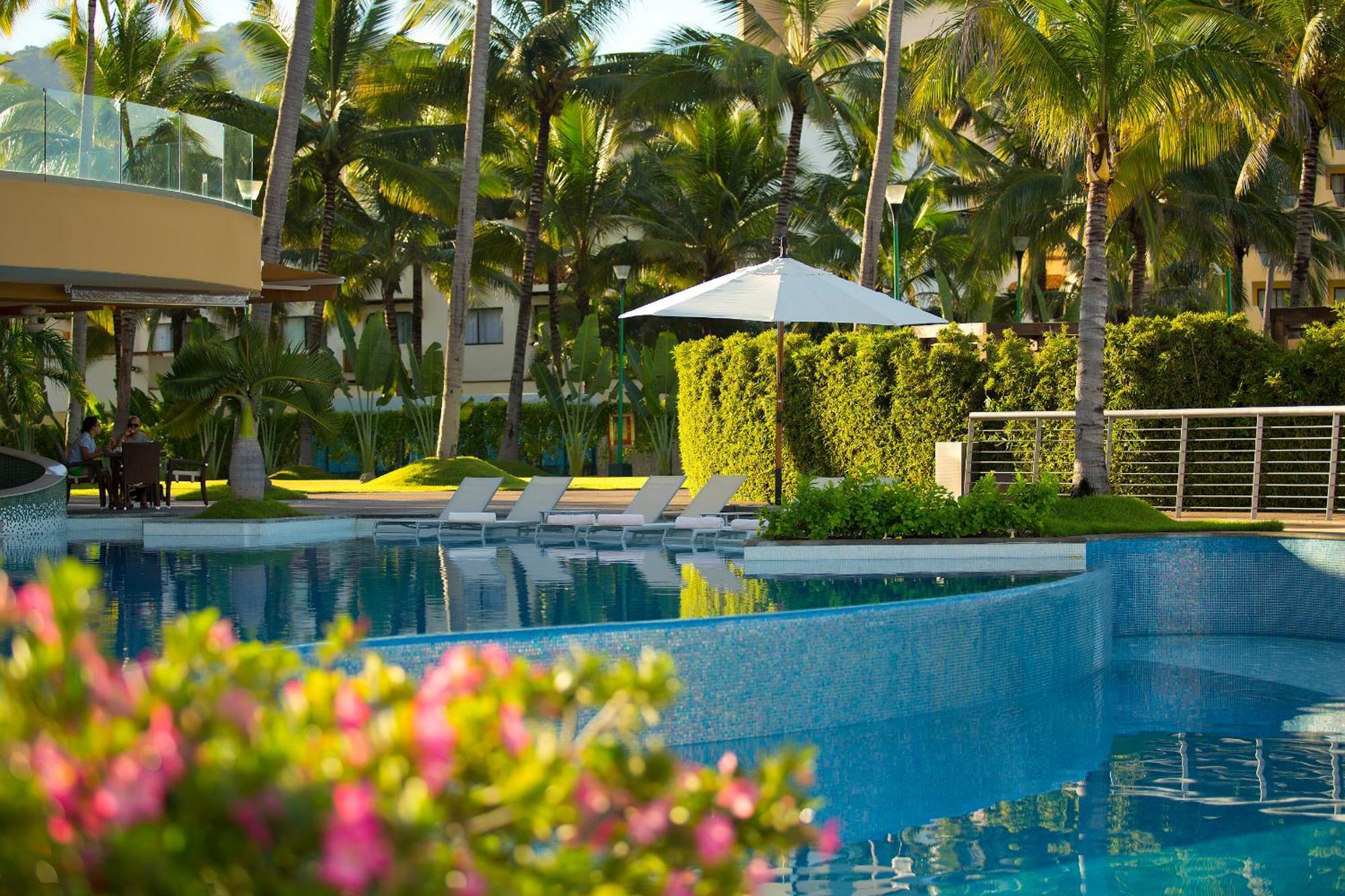Sunset Plaza Beach Resort Puerto Vallarta All Inclusive Esterno foto