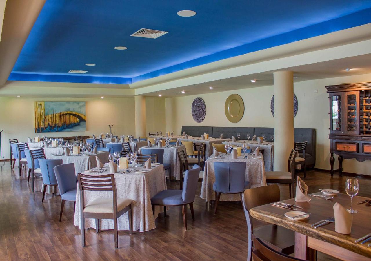 Sunset Plaza Beach Resort Puerto Vallarta All Inclusive Esterno foto