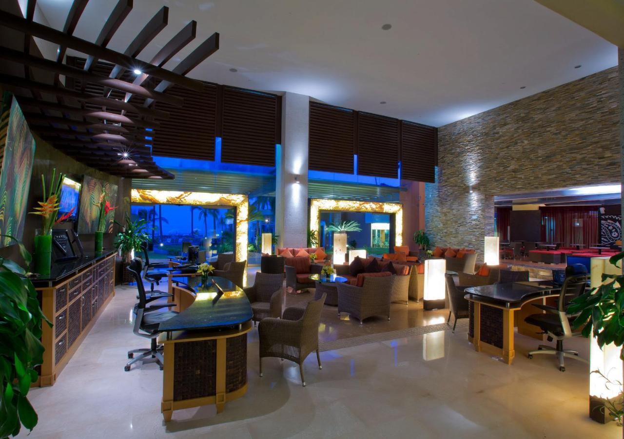 Sunset Plaza Beach Resort Puerto Vallarta All Inclusive Esterno foto